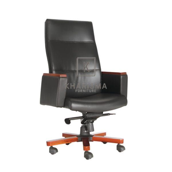 8110 c mnchsrtr chrmn-Photoroom